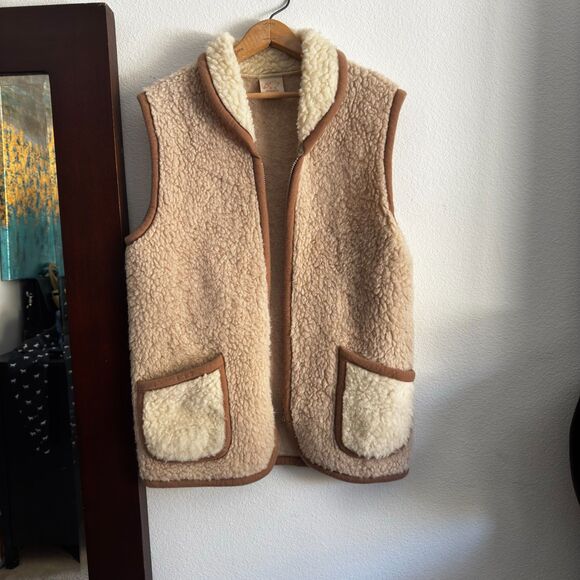 Karvapall 100% Wool Vest Handmade in Estonia | Cozy Cottagecore Nordic Style - Picture 1 of 8